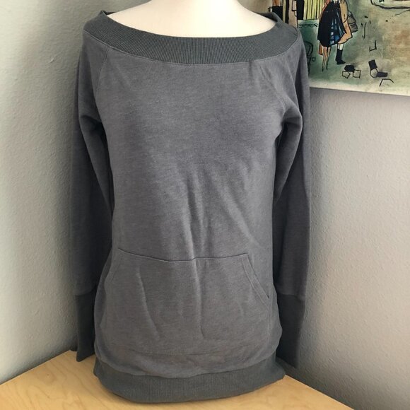 Fabletics Zaylee Off The Shoulder Sweatshirt - Picture 2 of 9